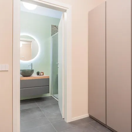 V On By Rent Appartement *