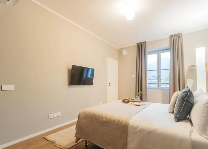 V Suite On Lake Como By Rent All Como *