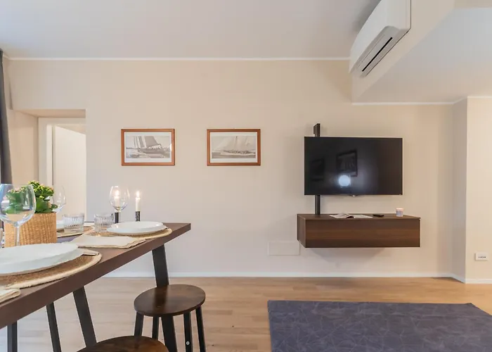 V Suite On Lake Como By Rent All Como * Όπως